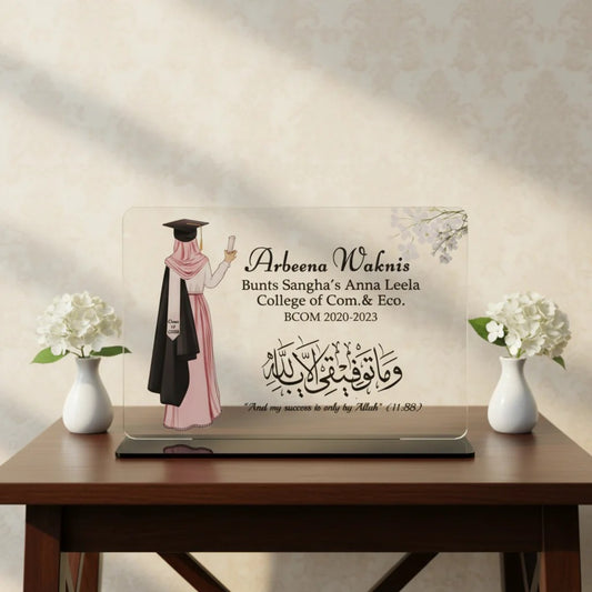 Signature Graduation Frame